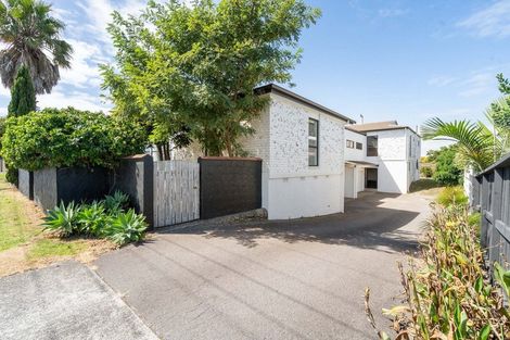 Photo of property in 44 Golf Road, Mount Maunganui, 3116