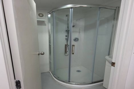 Photo of property in 32 Riverhills Avenue, Pakuranga Heights, Auckland, 2010