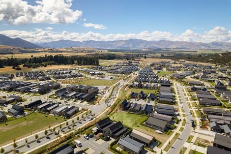 Photo of property in 4 Leaning Rock Lane, Wanaka, 9305