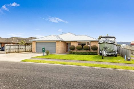 Photo of property in 47 Cholmondeley Crescent, Whitianga, 3510