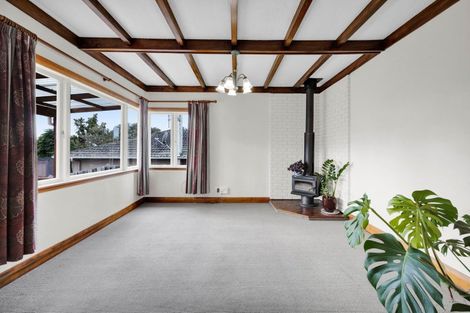Photo of property in 27 Bonithon Avenue, Moturoa, New Plymouth, 4310