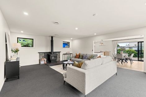 Photo of property in 190 Estuary Road, South New Brighton, Christchurch, 8062