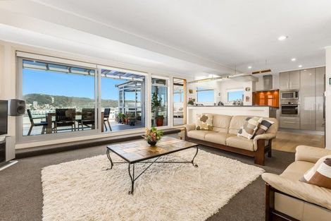 Photo of property in 2/227 The Terrace, Wellington Central, Wellington, 6011