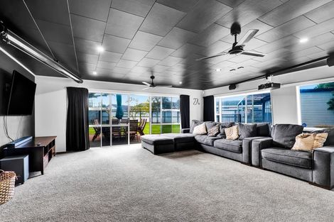 Photo of property in 52 Murray Avenue, Hawera, 4610