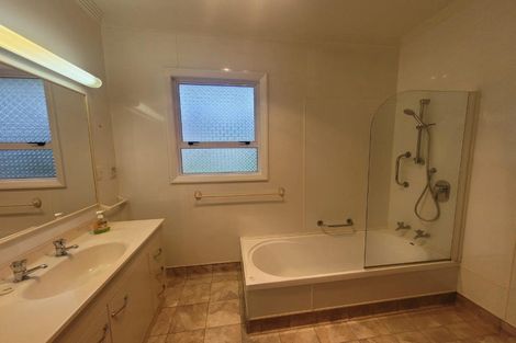 Photo of property in 31 Gaine Street, New Plymouth, 4310