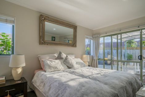 Photo of property in 4 Mayfair Close, Whitianga, 3510