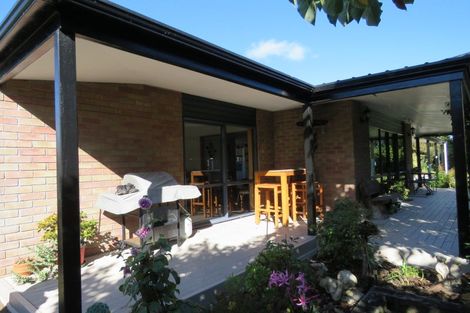 Photo of property in 19 Kew Road, Westport, 7825