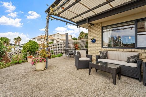 Photo of property in 3 Roseville Road, Gulf Harbour, Whangaparaoa, 0930