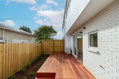 Photo of property in 2/43 Barbour Street, Waltham, Christchurch, 8011