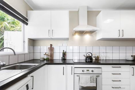 Photo of property in 205f1 Cecil Road, Wilton, Wellington, 6012