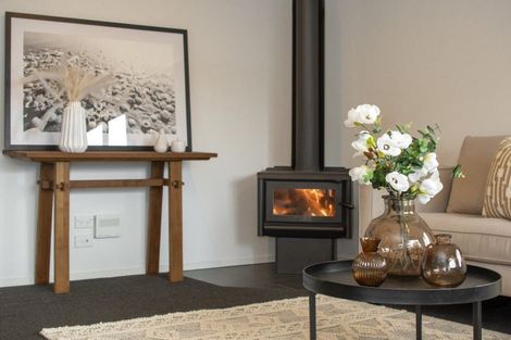Photo of property in 8 Double Bay Road, Pyes Pa, Tauranga, 3112