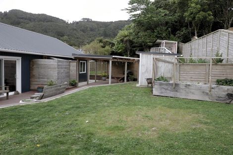Photo of property in 46b Lees Grove, Wainuiomata, Lower Hutt, 5014