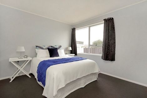 Photo of property in 2/37 John Walker Drive, Manurewa, Auckland, 2102