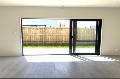 Photo of property in 11 Faithful Drive, Karaka, Papakura, 2113