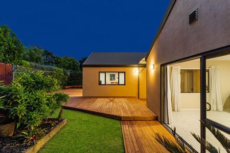 Photo of property in 17 Piriti Drive, Te Atatu Peninsula, Auckland, 0610