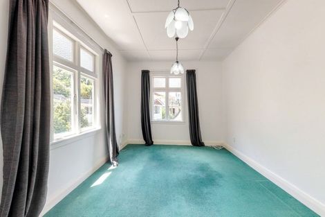 Photo of property in 3a Linwood Way, Island Bay, Wellington, 6023