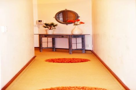 Photo of property in 37u5 Majoribanks Street, Mount Victoria, Wellington, 6011