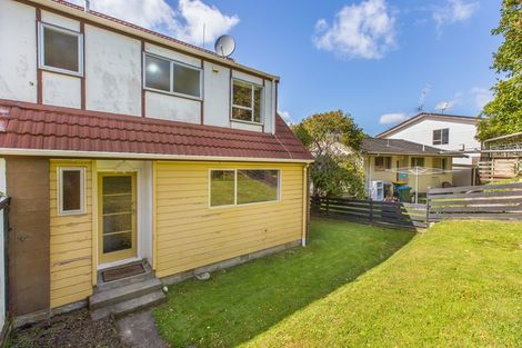 Photo of property in 4 Halyard Place, Whitby, Porirua, 5024