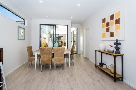 Photo of property in 7 Pihoihoi Place, Hobsonville, Auckland, 0616