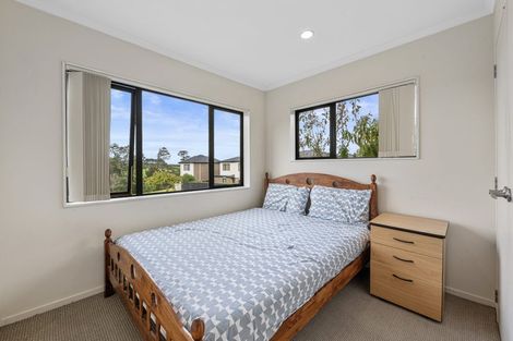 Photo of property in 84 Naylors Drive, Mangere, Auckland, 2022