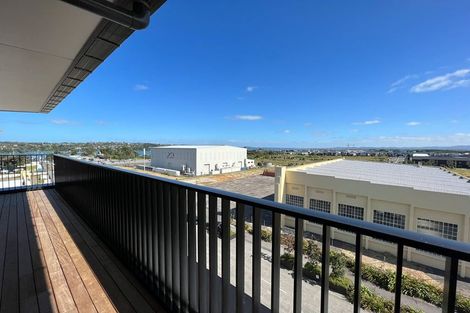 Photo of property in 604/2 Launch Road, Hobsonville, Auckland, 0616