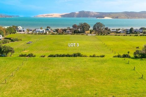 Photo of property in 16 Koutu Point Road, Opononi, Kaikohe, 0473