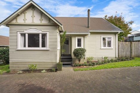 Photo of property in 160 Pembroke Street, Hamilton Lake, Hamilton, 3204