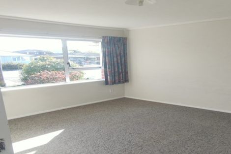 Photo of property in 2/3 Camp Street, Silverstream, Upper Hutt, 5019