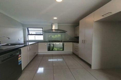Photo of property in 6 Lane Cameron Place, Flat Bush, Auckland, 2019