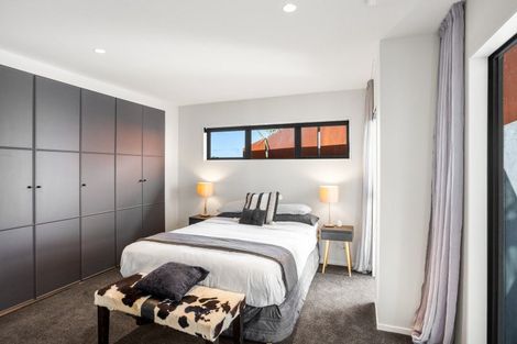 Photo of property in 14 Shalimar Crescent, Khandallah, Wellington, 6035