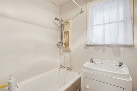 Photo of property in 90 Manuka Street, Castlecliff, Whanganui, 4501