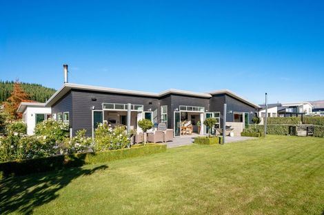 Photo of property in 27 Infinity Drive, Wanaka, 9305