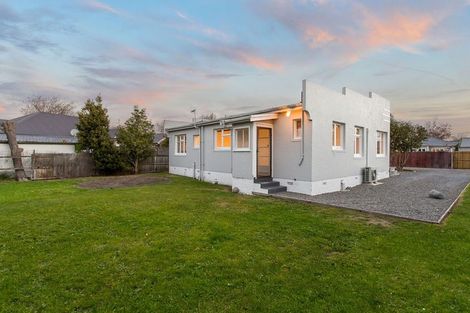 Photo of property in 10 Mcfaddens Road, St Albans, Christchurch, 8052