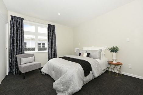 Photo of property in 10f1- Victoria Street, Ebdentown, Upper Hutt, 5018