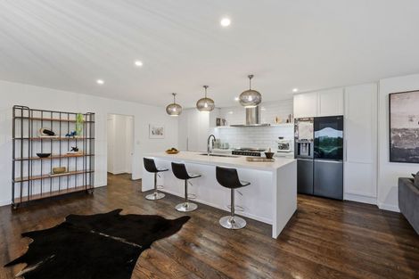 Photo of property in 24 Judkins Crescent, Cockle Bay, Auckland, 2014