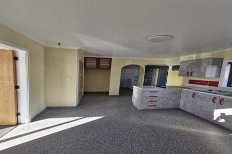 Photo of property in 46 Main Road, Wainuiomata, Lower Hutt, 5014