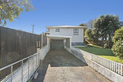 Photo of property in 6 Hughson Street, Waitara, 4320