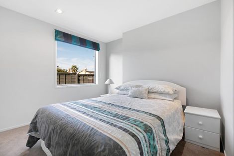Photo of property in 75 Pitau Road, Mount Maunganui, 3116