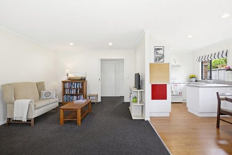 Photo of property in Redwood Village, 20/42 Main Road, Tawa, Wellington, 5028