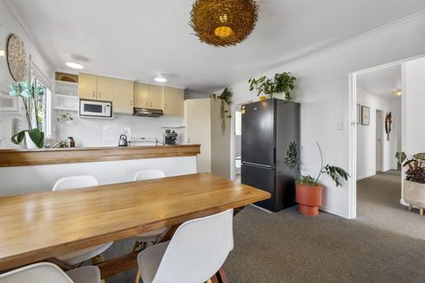 Photo of property in 16 Rosendale Avenue, Spotswood, New Plymouth, 4310