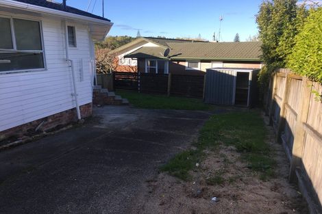 Photo of property in 16 Linley Place, Hillcrest, Auckland, 0627