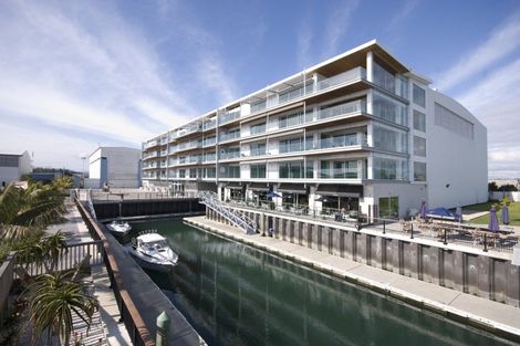 Photo of property in 5/50b Cross Road, Tauranga, 3110