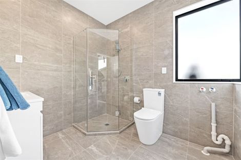 Photo of property in 36 Mcwhirters Farm Lane, Massey, Auckland, 0614