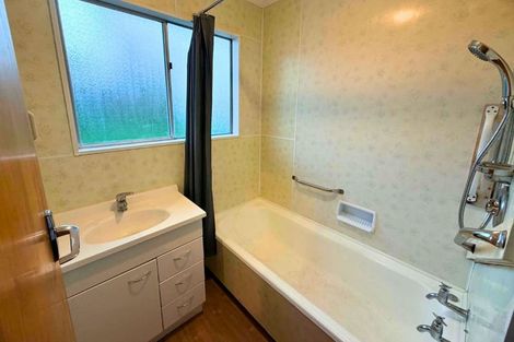 Photo of property in 18 Hogg Crescent, Masterton, 5810