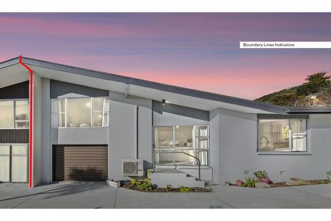 Photo of property in 61 Landsdowne Terrace, Cashmere, Christchurch, 8022