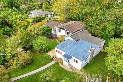 Photo of property in 2 Kay Road, Swanson, Auckland, 0614