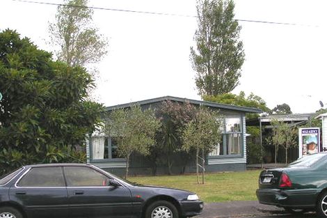 Photo of property in 1/75 Bond Crescent, Forrest Hill, Auckland, 0620