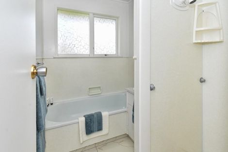 Photo of property in 3/8 Russell Road, Manurewa, Auckland, 2102