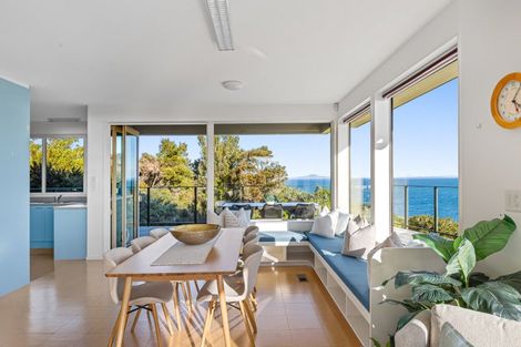 Photo of property in 52 Beauvoir Avenue, Matakatia, Whangaparaoa, 0930