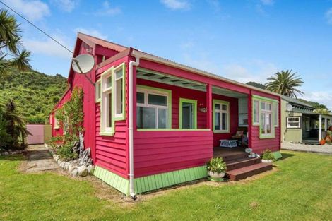 Photo of property in 169 Torea Street, Granity, 7823